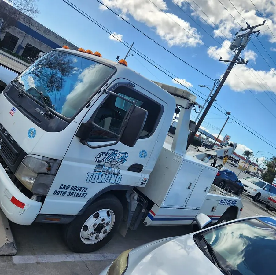 24/7 Towing Service